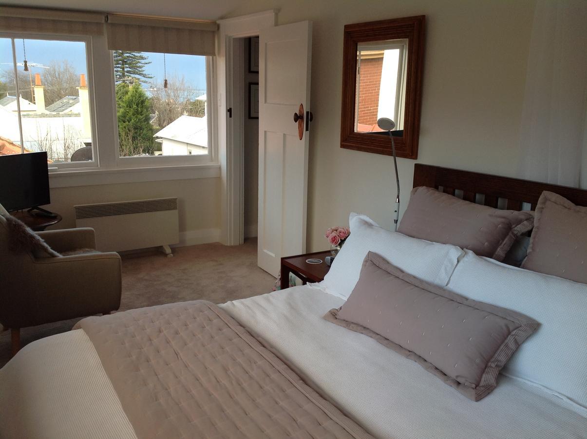 Bindaree Bed & Breakfast จีลอง ภายนอก รูปภาพ